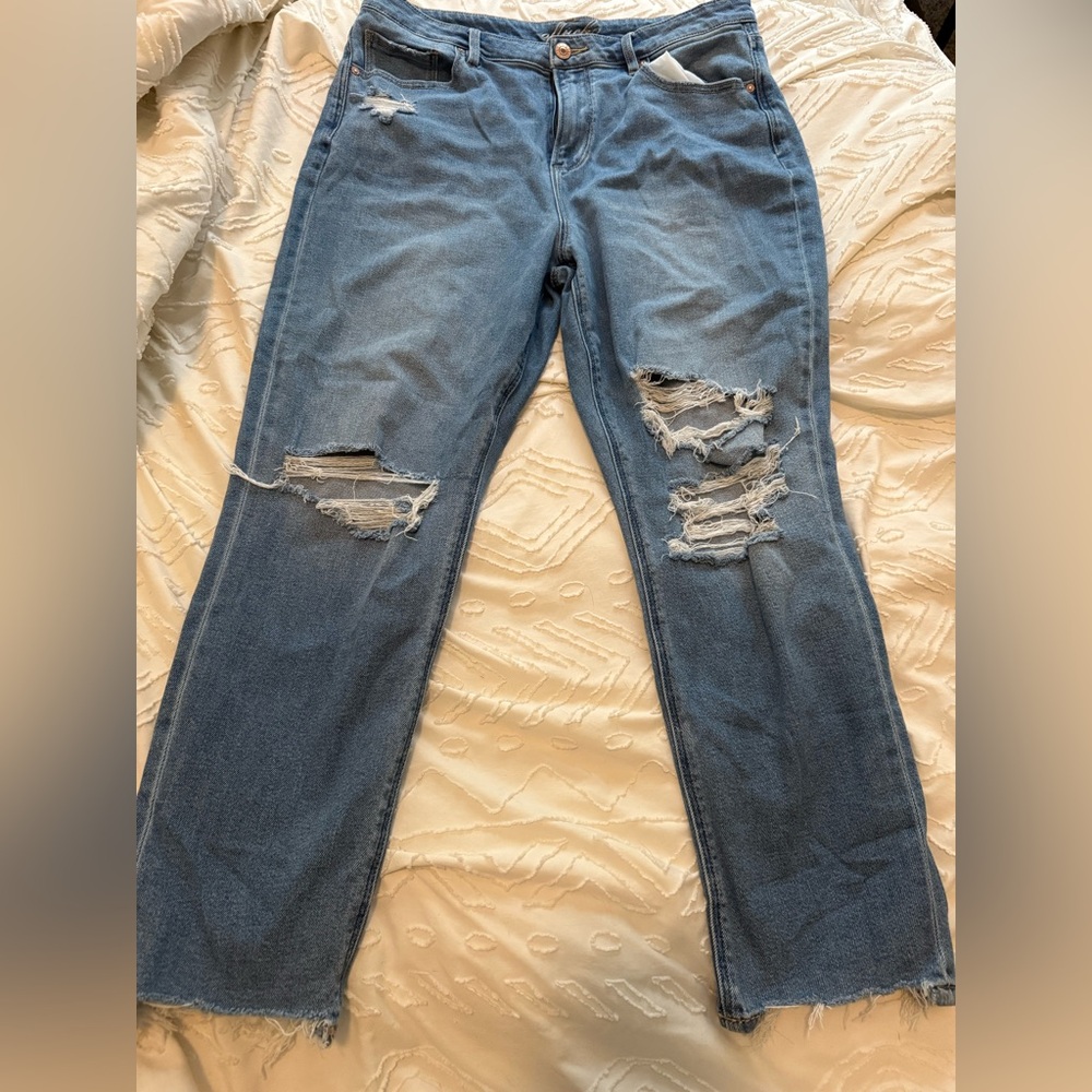 Casual Blue Distressed Boyfriend Jeans